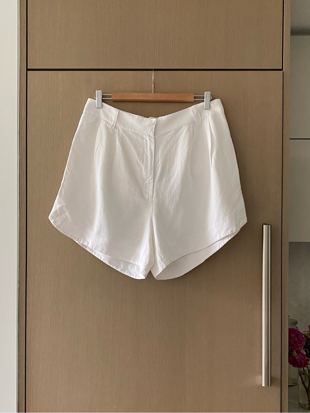 Goop G. Label GWYN linen shorts